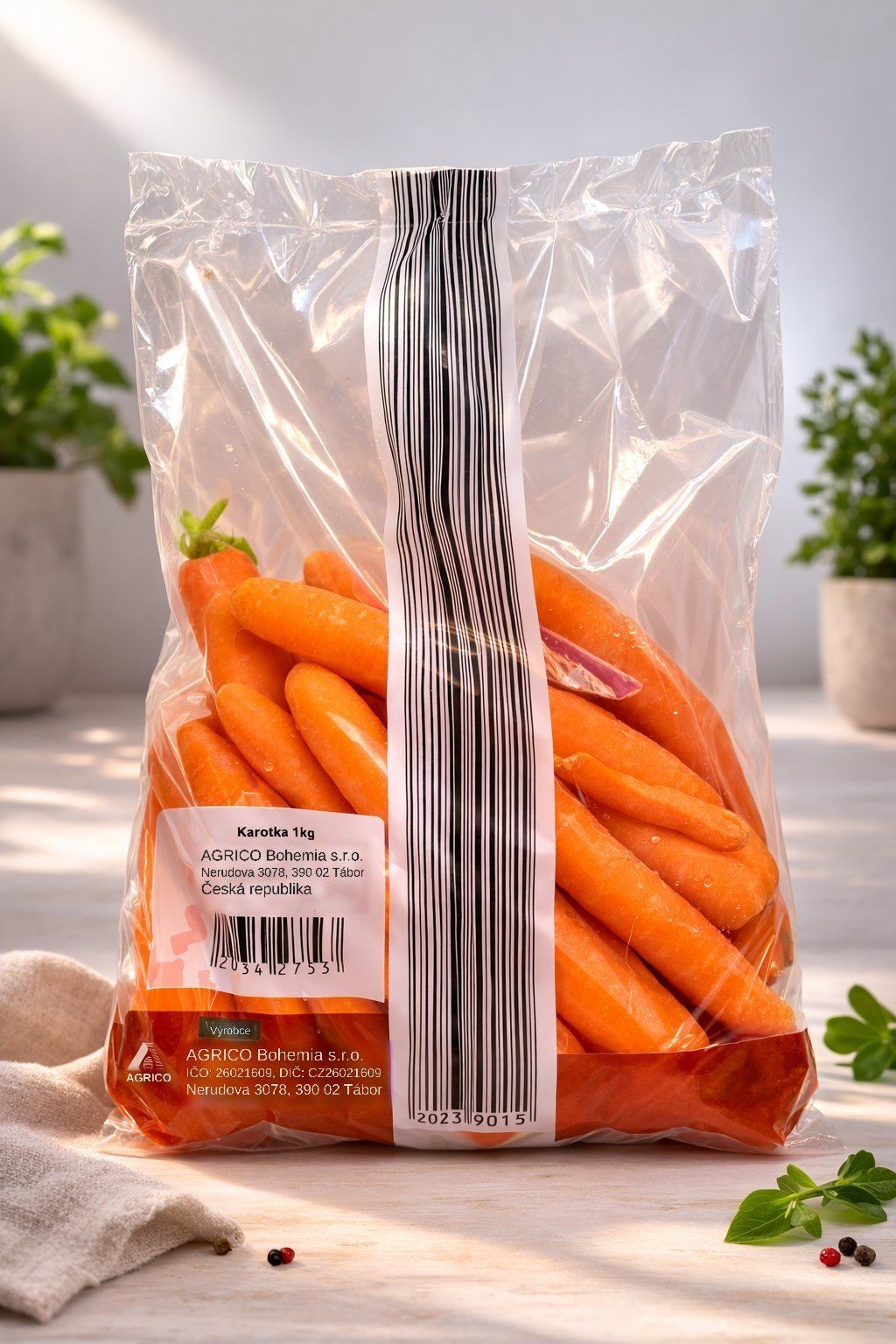 Karotten 1 kg in Folie mit Etikett